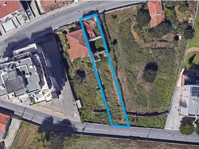 Terreno venda em Gondivai, Porto