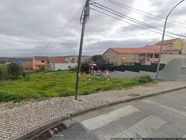 Terreno venda em Casal da Mira, Amadora