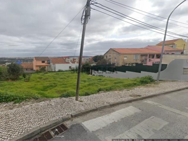 Terreno venda em Casal da Mira, Amadora