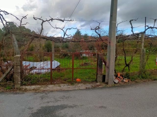 Terreno venda em Chã de Ribeiras, Fafe