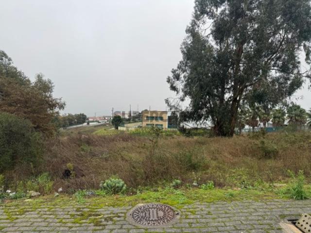 Terreno venda em Felgueiras, Idães