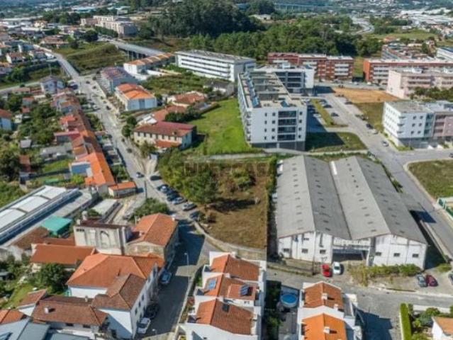 Terreno venda em Santo Tirso, Porto