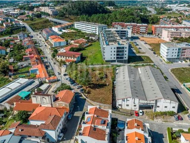 Terreno venda em Santo Tirso, Porto