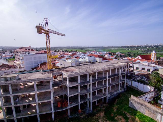 Terreno venda em Pêra