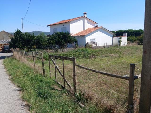 Terreno venda em Leiria