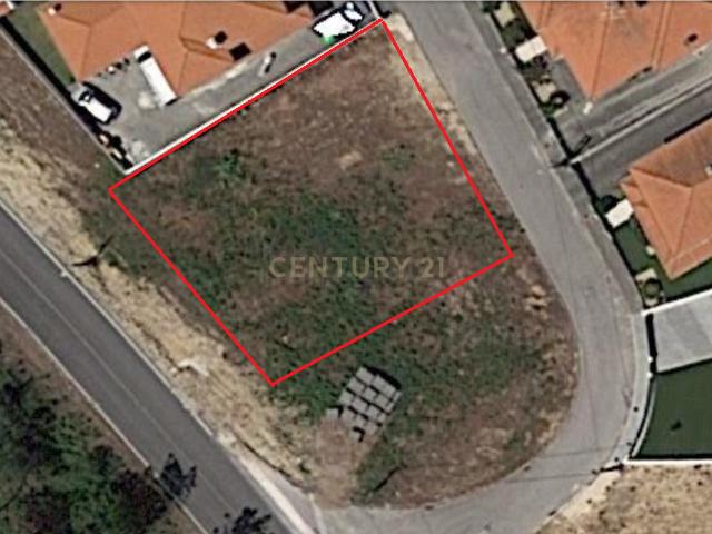 Terreno venda em Leiria
