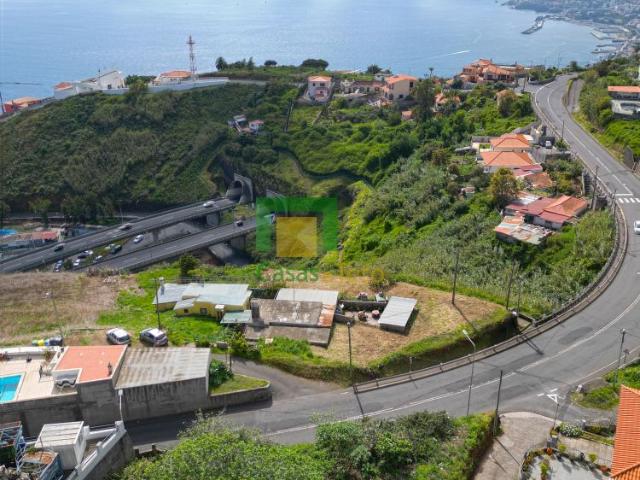 Terreno venda em Pinheira, Funchal