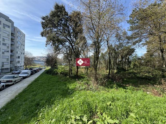 Terreno venda em Laborim, Vila Nova De Gaia