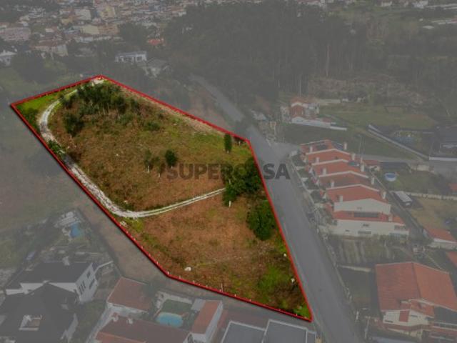 Terreno venda em Santa Maria Da Feira, Aveiro