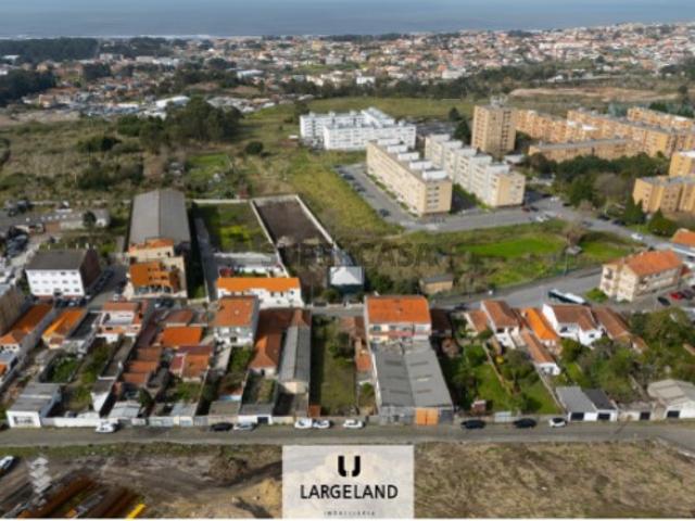 Terreno venda em Vila Nova De Gaia, Porto