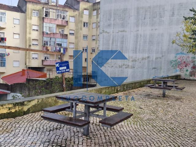 Terreno venda em Encosta do Sol, Amadora