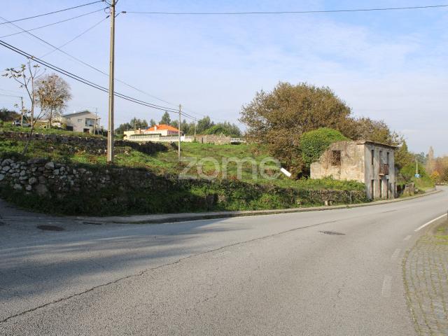 Terreno venda em Lousada, Porto