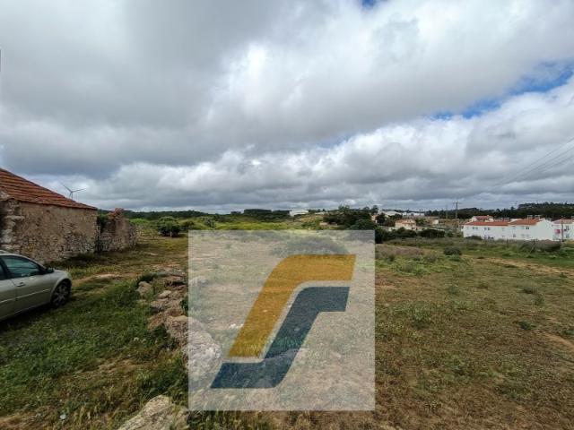 Terreno venda em São Bartolomeu dos Galegos e Moledo, Lourinhã