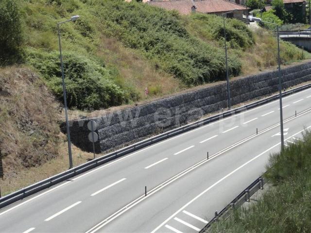 Terreno venda em Sobretâmega, Porto