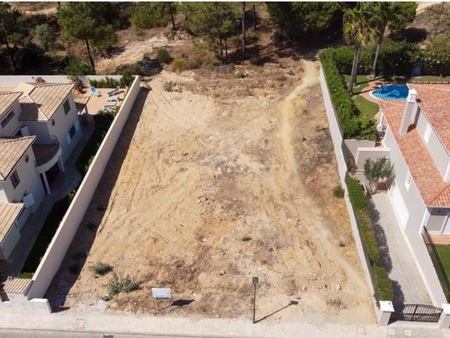 Terreno venda em Garrão, Loulé