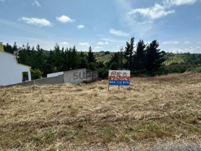Terreno venda em Óbidos, Leiria
