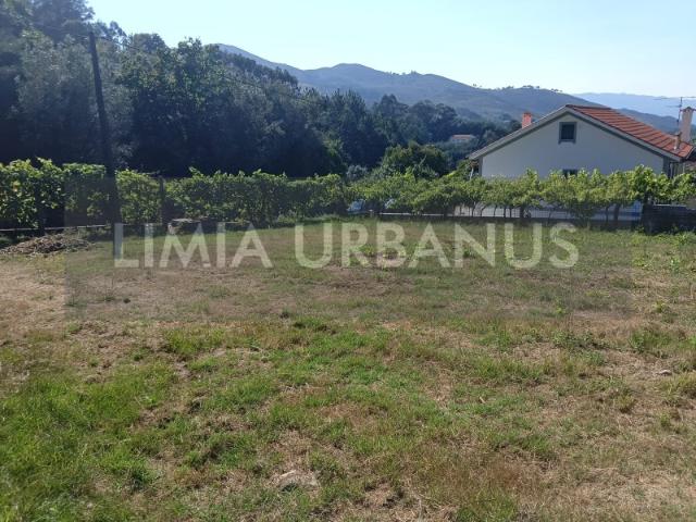 Terreno venda em Rebordões (Souto), Boalhosa