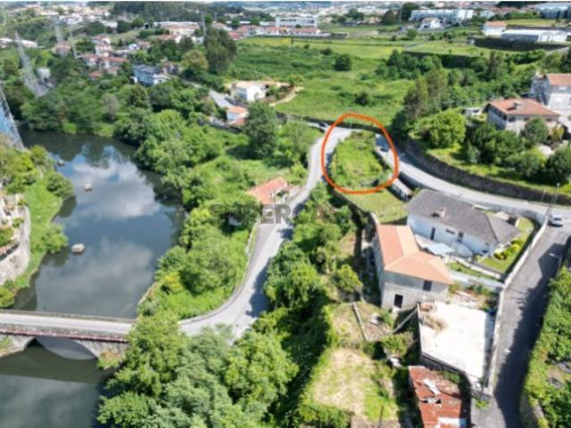 Terreno venda em Santo Tirso, Porto