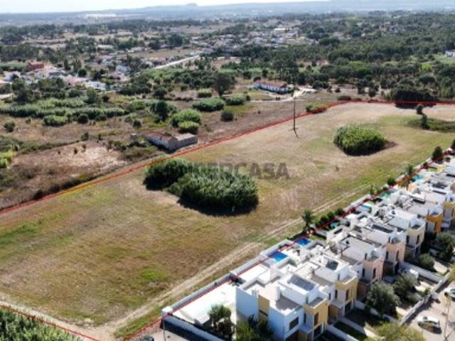 Terreno venda em Quinta do Corvo, Santo António da Charneca