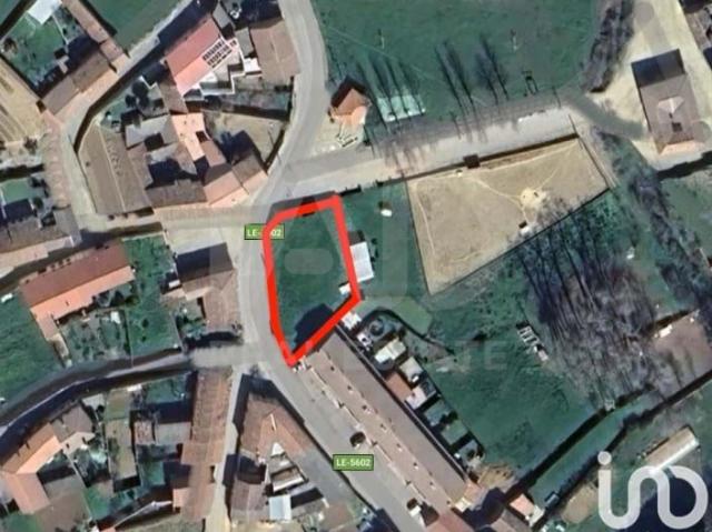 Terreno en venta en Villaturiel, Castilla y León