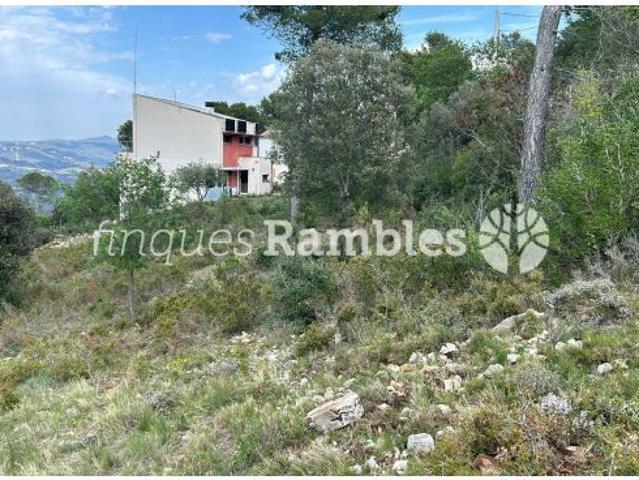 Local Comercial en venta en les Pinedes de l'Armengol, Anoia