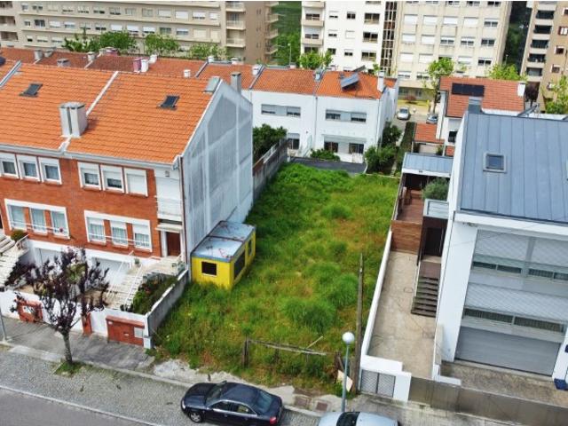 Terreno venda em Gondivai, Matosinhos