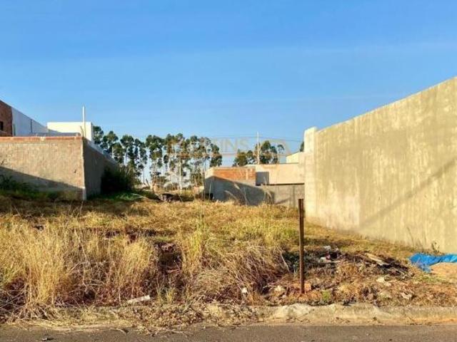 Terreno venda em Centro, Araguari