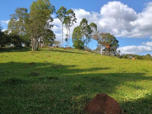 Terreno venda em Região Geográfica Imediata de Oliveira, Oliveira
