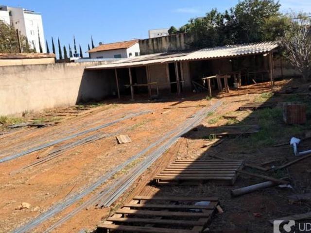 Terreno venda em Região Geográfica Imediata de Uberlândia, Oliveira Fortes