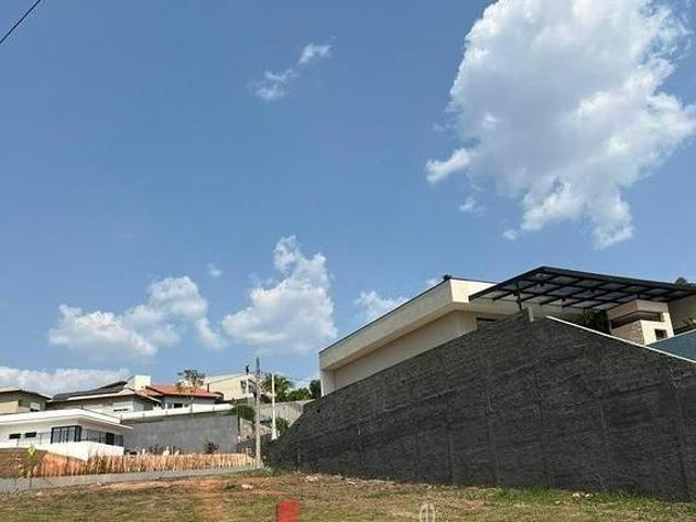 Terreno venda em Parque Residencial Shambala III, Atibaia