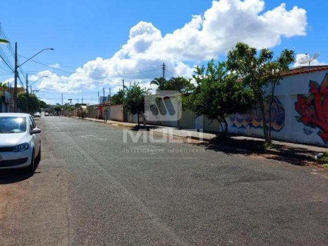 Terreno venda em Região Geográfica Imediata de Uberlândia, Oliveira Fortes