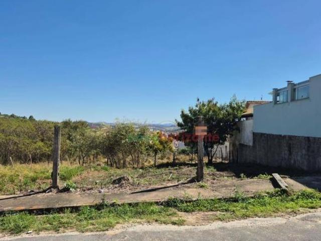 Terreno venda em Região Geográfica Imediata de Oliveira, Oliveira