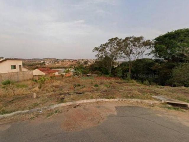 Terreno venda em Região Geográfica Imediata de Oliveira, Oliveira