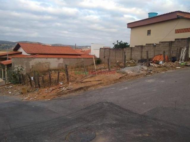 Terreno venda em Região Geográfica Imediata de Oliveira, Oliveira