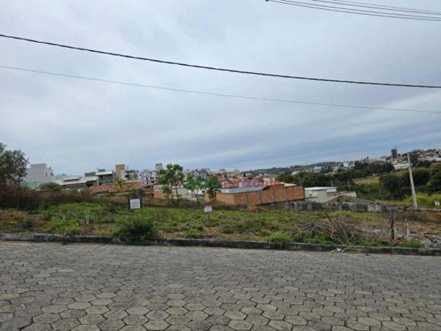 Terreno venda em Região Geográfica Imediata de Oliveira, Oliveira