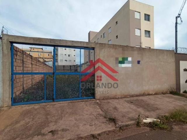Terreno venda em Região Geográfica Imediata de Uberlândia, Oliveira Fortes