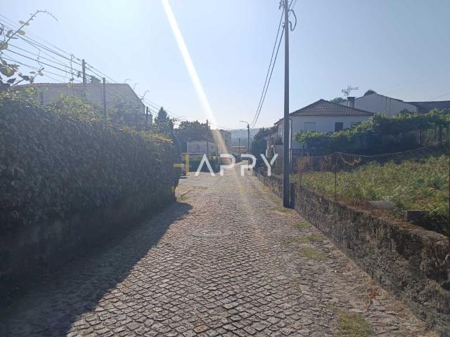 Terreno venda em Meixomil, Porto