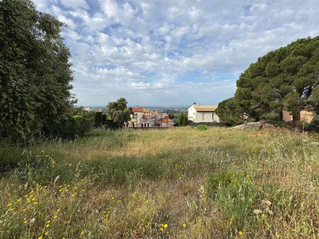 Terreno en venta en Alt Empordà, Catalunya