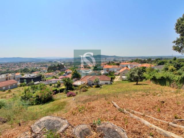 Terreno venda em Meadela