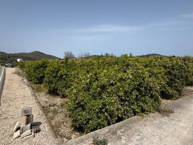 Terreno en venta en la Marina Alta, Valencia