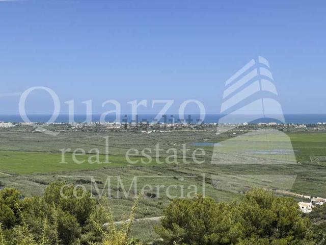 Terreno en venta en la Marina Alta, Valencia