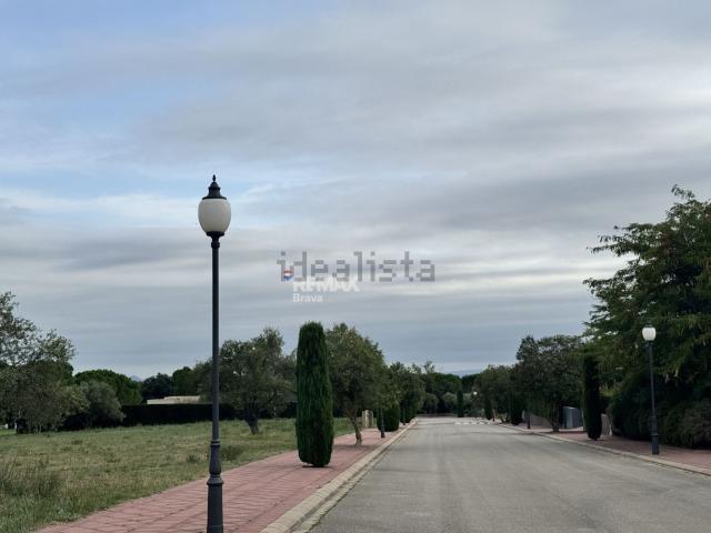 Terreno en venta en Urbanització Golf Peralada, Alt Empordà