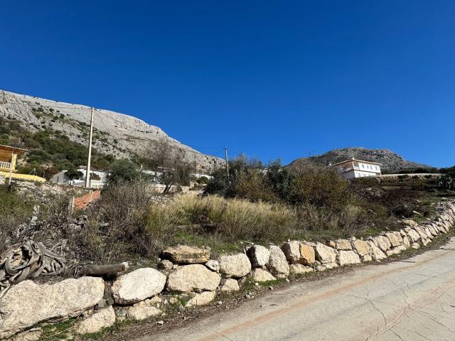 Terreno en venta en Guaro, La Axarquía