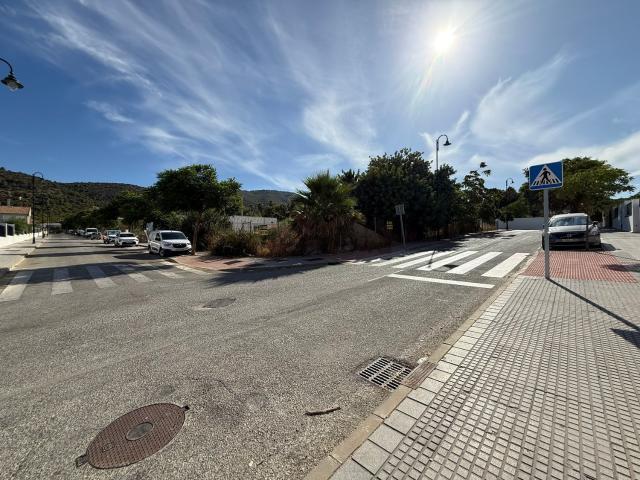 Terreno en venta en El Retiro, Málaga