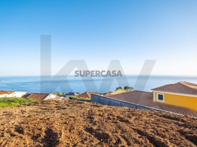 Terreno venda em Referta, Calheta