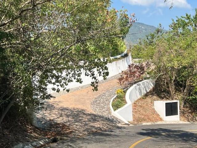 Terreno plano en venta en Las Lomas del Mar