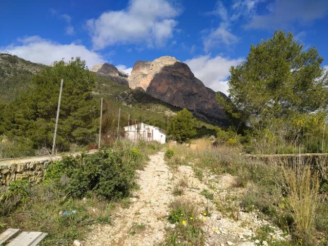 Terreno en venta en Polop, Alacant / Alicante