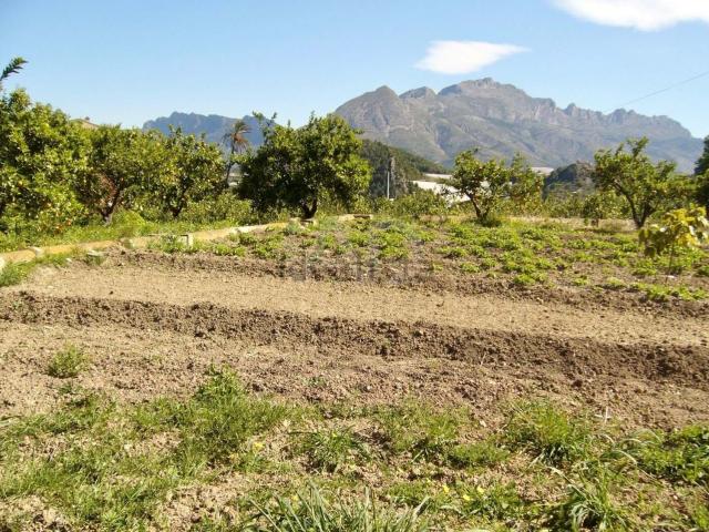 Terreno en venta en la Marina Baixa, Valencia