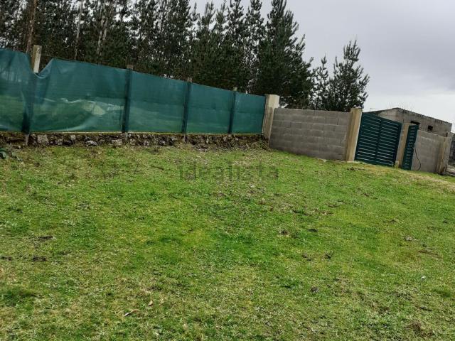 Terreno en venta en Ponte Caldelas, Pontevedra