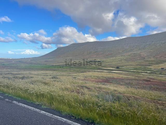 Terreno en venta en Tetir, Puerto del rosario